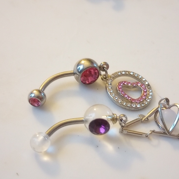 🔥NWOT 3 Gorgeous Belly Button Rings - Picture 3 of 4